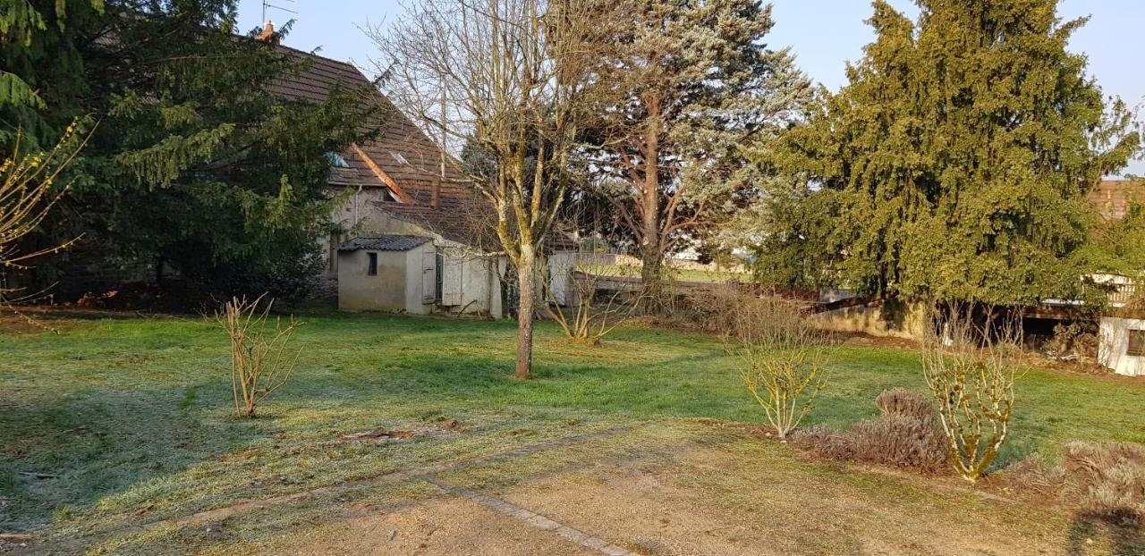 Bed and Breakfast Bleu Bonheur Dennevy Exterior foto