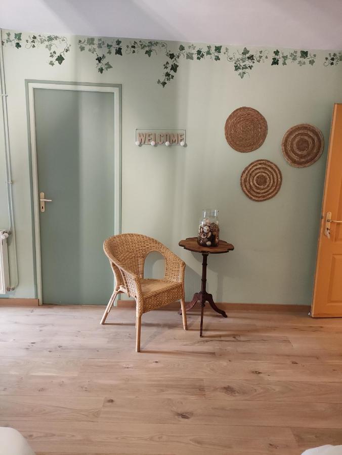 Bed and Breakfast Bleu Bonheur Dennevy Zimmer foto